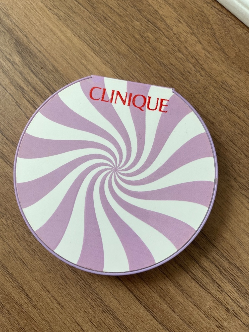Clinique All About Eyeshadow Palette , New without box !